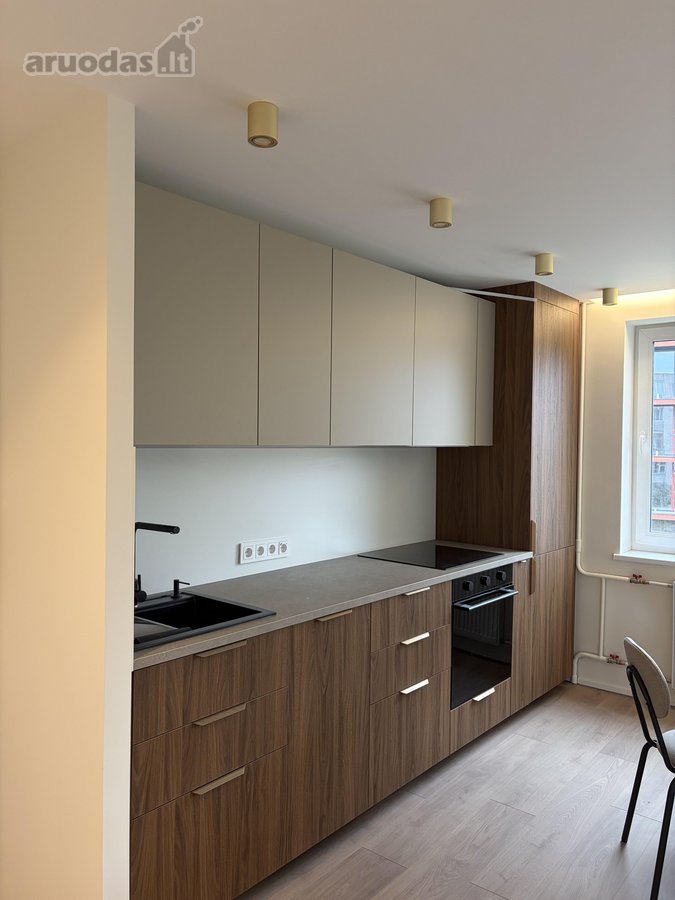 Kapitališkai renovuotas 2 kambarių butas. - nuotraukos Nr. 3