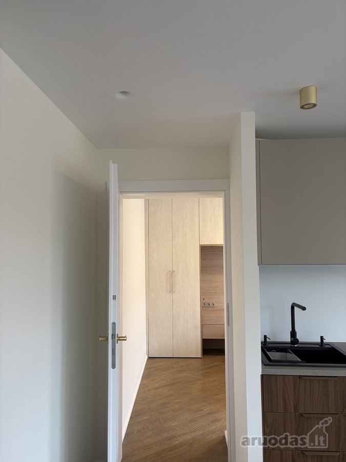 Kapitališkai renovuotas 2 kambarių butas. - nuotraukos Nr. 7