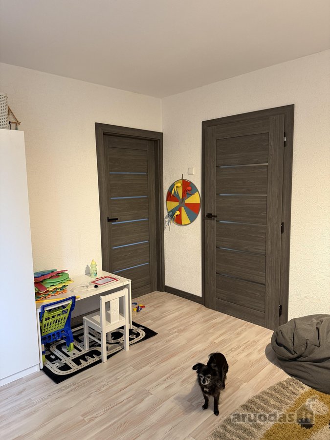 Parduodamas erdvus dviejų aukštų namas - nuotraukos Nr. 13