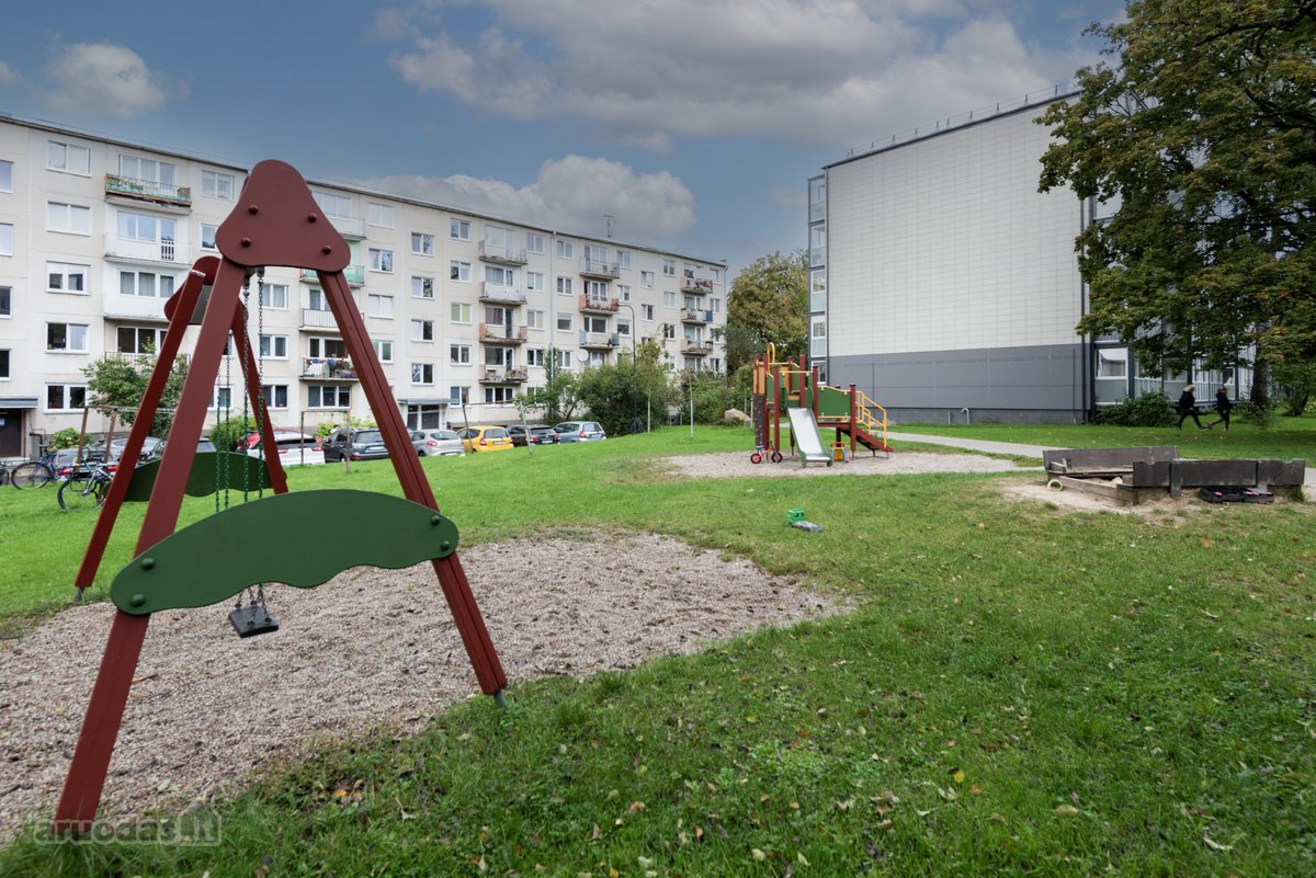 Vieta – vienas didžiausių šio buto privalumų. - nuotraukos Nr. 9