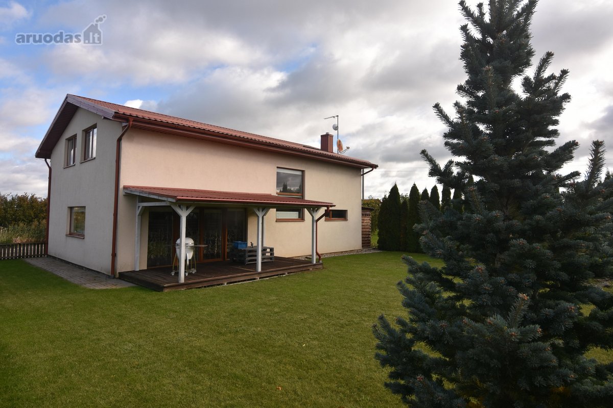 Parduodamas erdvus 182,41 kv.m. namas šalia - nuotraukos Nr. 4