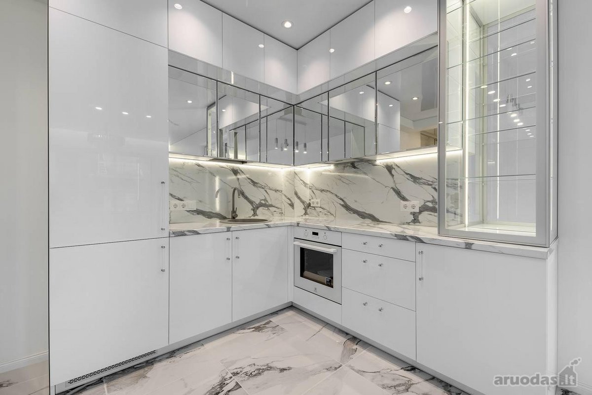 Išskirtinis 2 Kambarių Butas Su 40 M² Terasa - nuotraukos Nr. 3