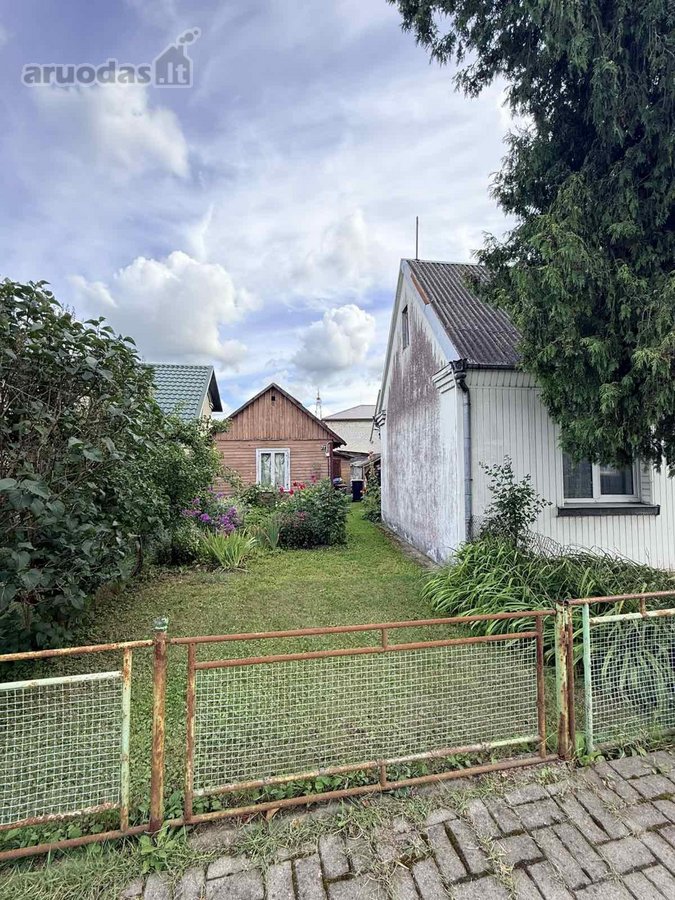Parduodami Du Gyvenamieji Namai Mieste – 78 000 € - nuotraukos Nr. 2