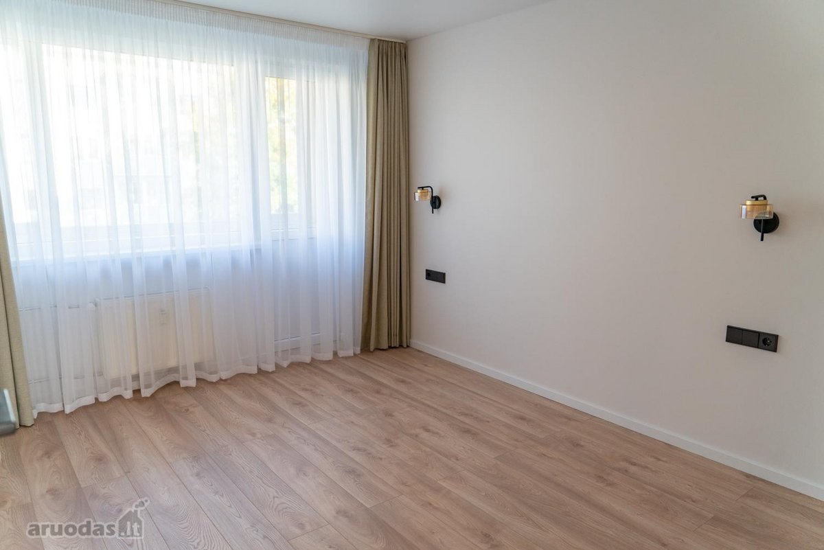 Parduodamas visiškai naujai suremontuotas, - nuotraukos Nr. 11