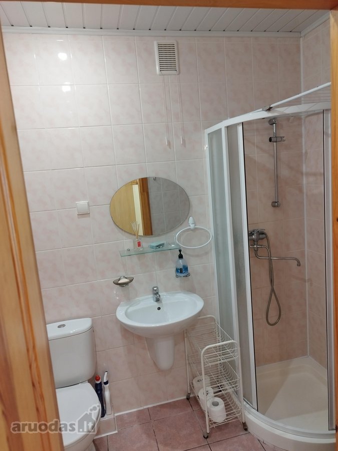Išnuomojamas jaukus ir šviesus vieno kambario - nuotraukos Nr. 6