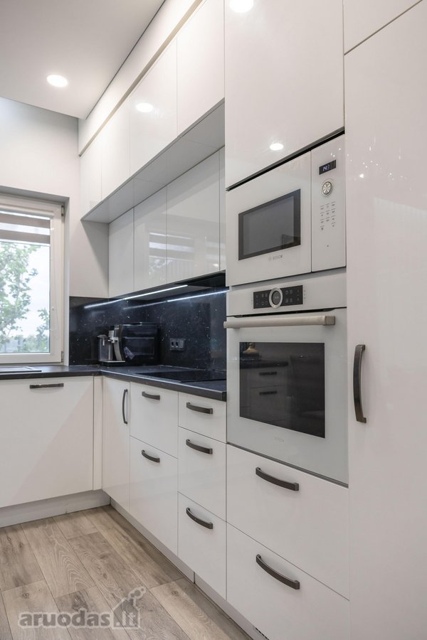 Parduodamas pilnai įrengtas 138 m² namas - nuotraukos Nr. 7