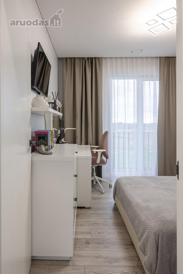 Parduodamas pilnai įrengtas 138 m² namas - nuotraukos Nr. 19