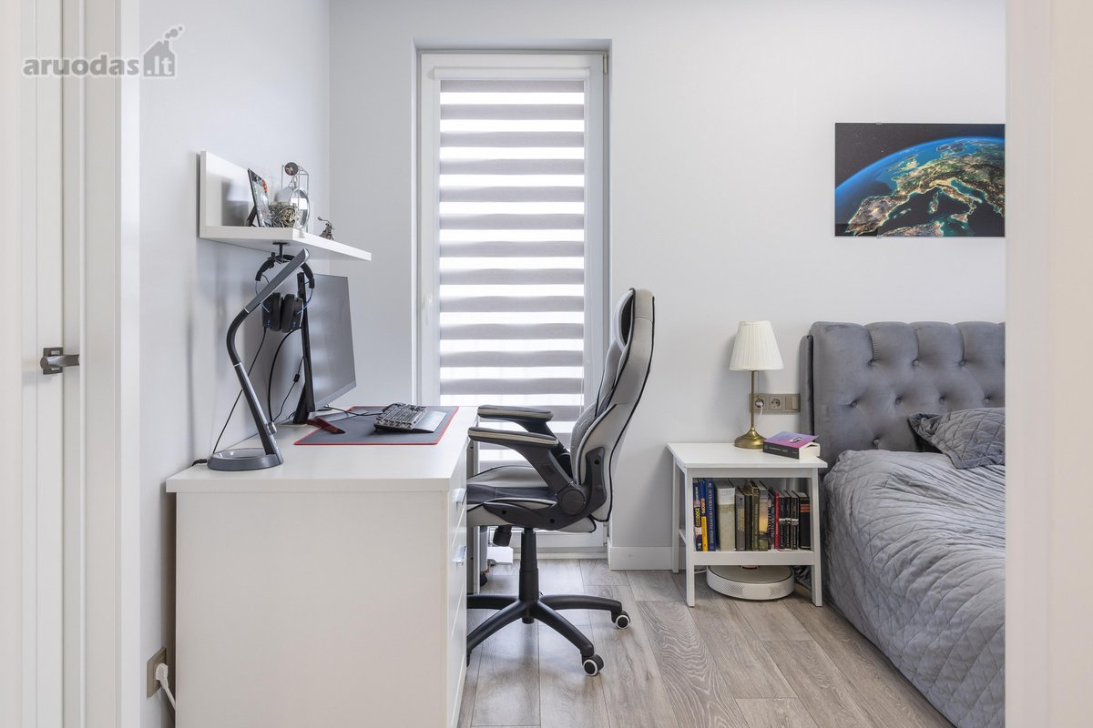 Parduodamas pilnai įrengtas 138 m² namas - nuotraukos Nr. 25