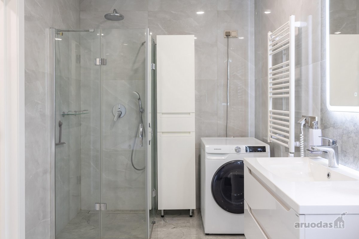 Parduodamas pilnai įrengtas 138 m² namas - nuotraukos Nr. 29