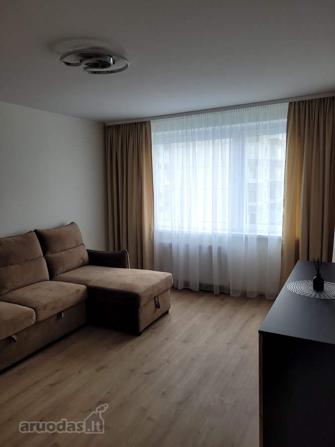 Išnuomojamas jaukus bei šiltas butas.porai - nuotraukos Nr. 11