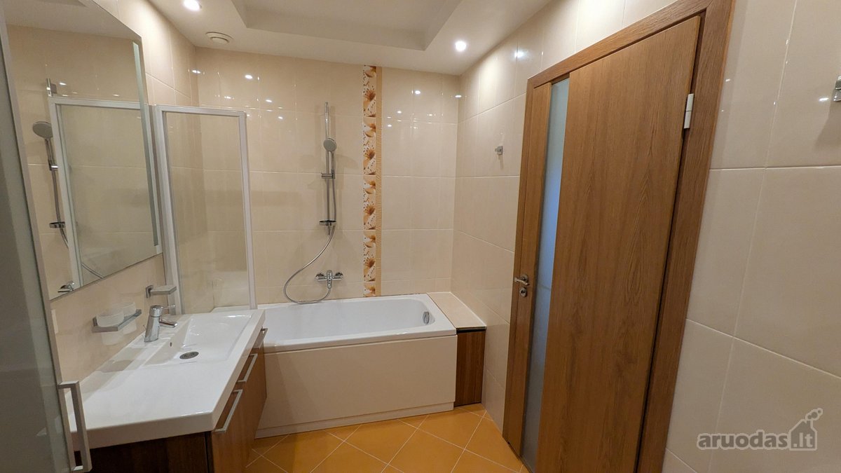 Išnuomojamas Šviesus Ir Jaukus 3 Kambarių - nuotraukos Nr. 9