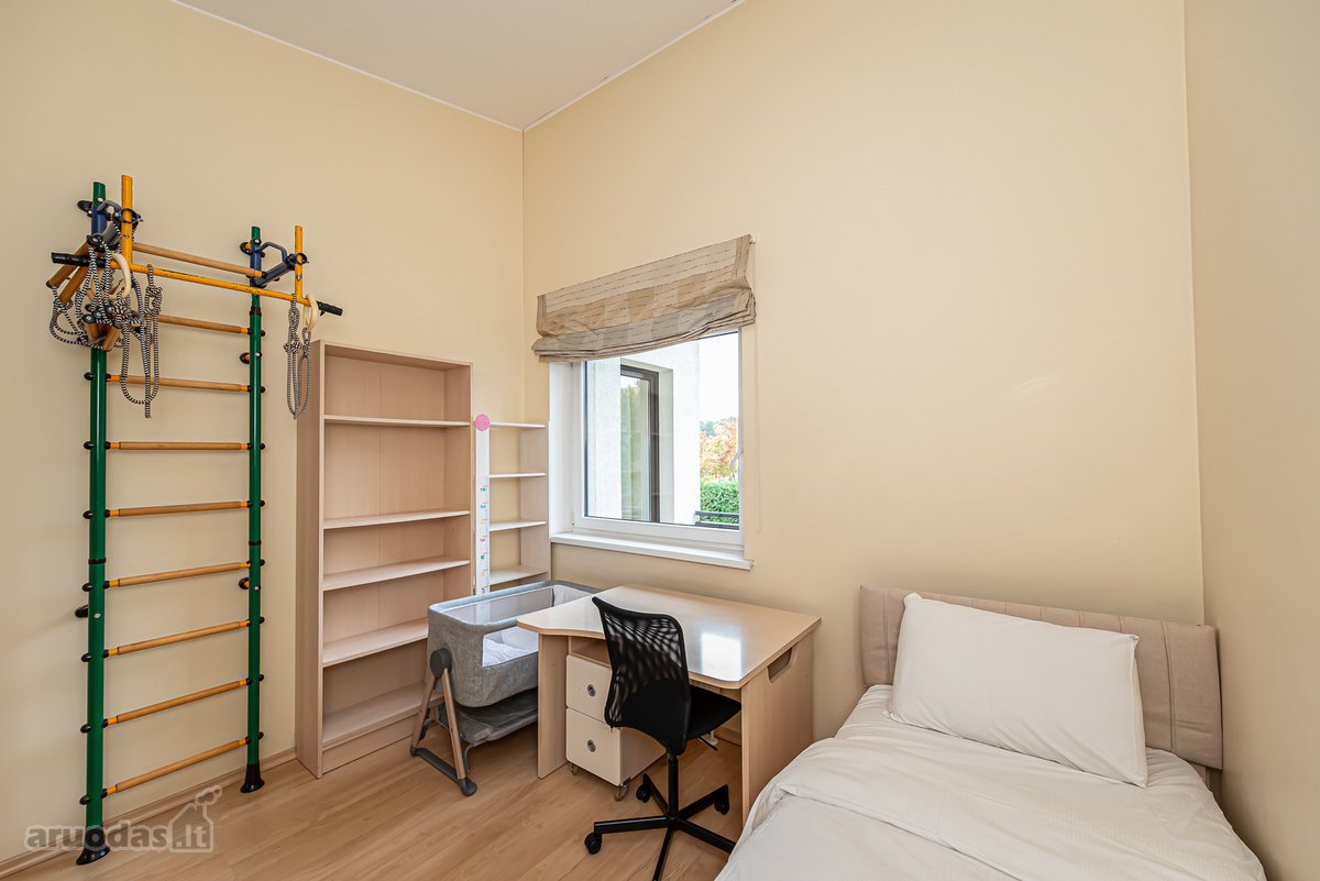 Kotedžas Vilniuje, kur Santariškės ribojasi - nuotraukos Nr. 10