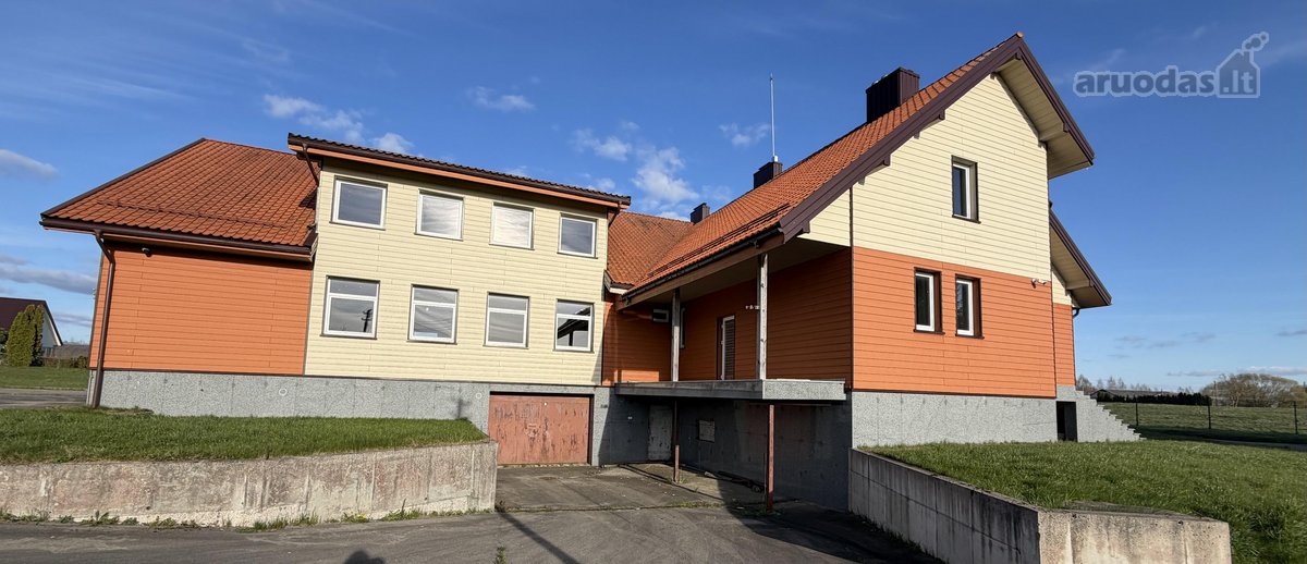 Parduodamas Erdvus Pastatas Su 39 a Sklypu - nuotraukos Nr. 2