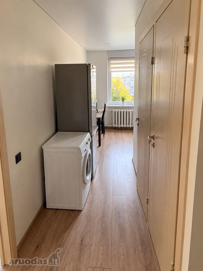 Parduodamas Jaukus 3 Kambarių Butas Su Dviem - nuotraukos Nr. 9