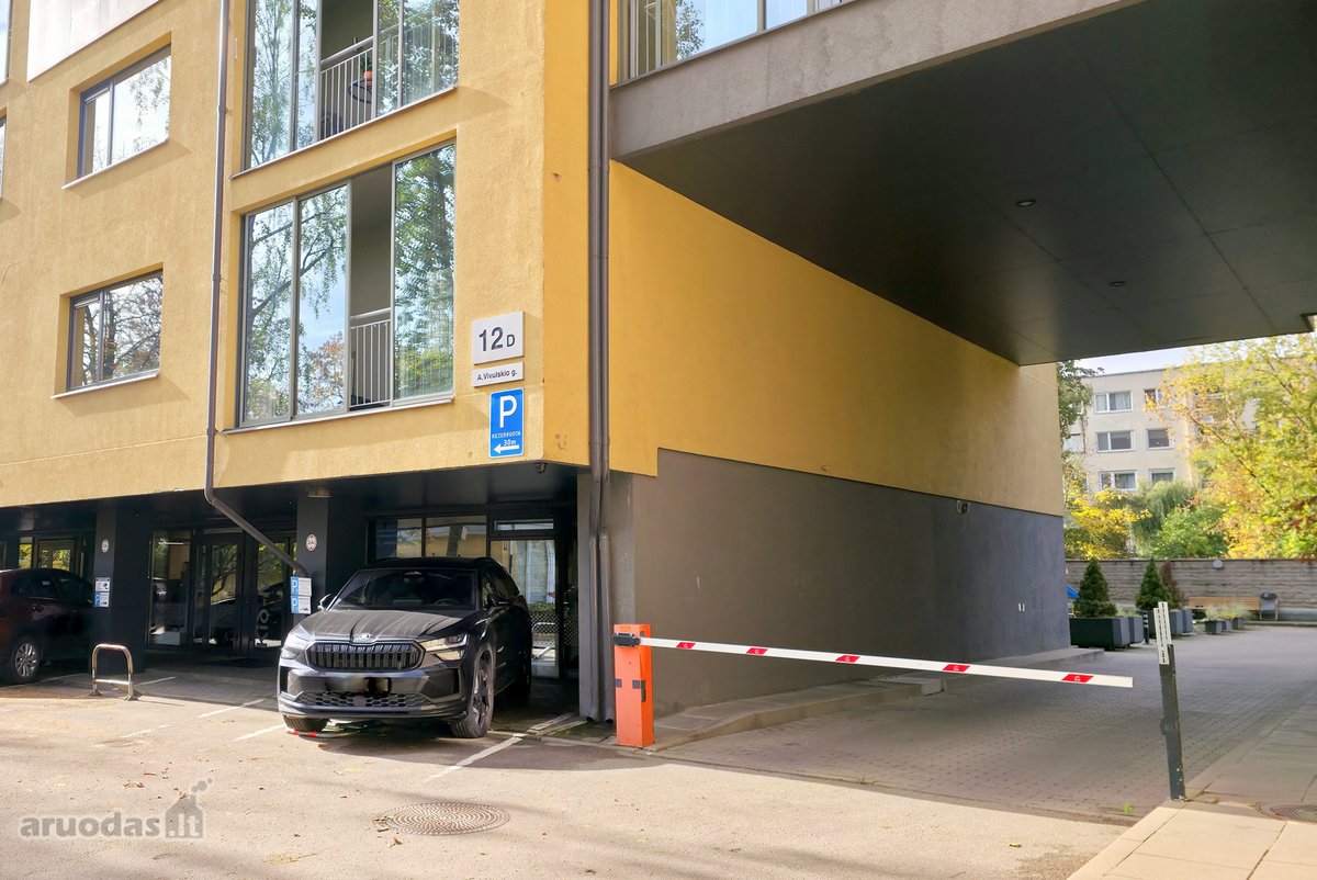 Su Dviem Parkavimo Vietomis - nuotraukos Nr. 15