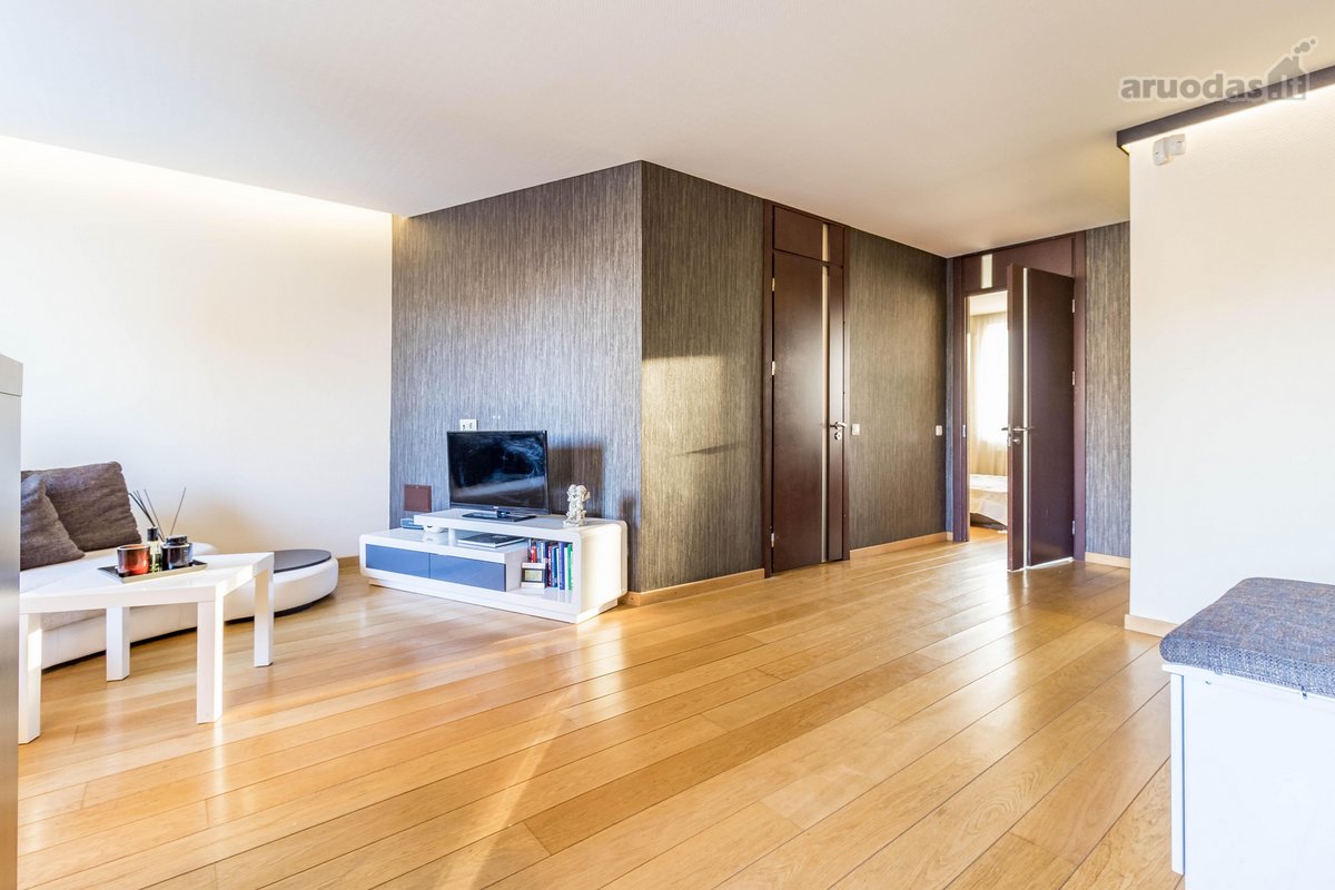 Šviesus, moderniai įrengtas 55m² butas - nuotraukos Nr. 3