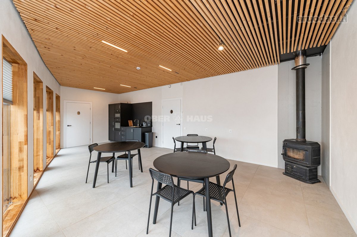 Išskirtinis pastatas tiek architektūriniais - nuotraukos Nr. 13