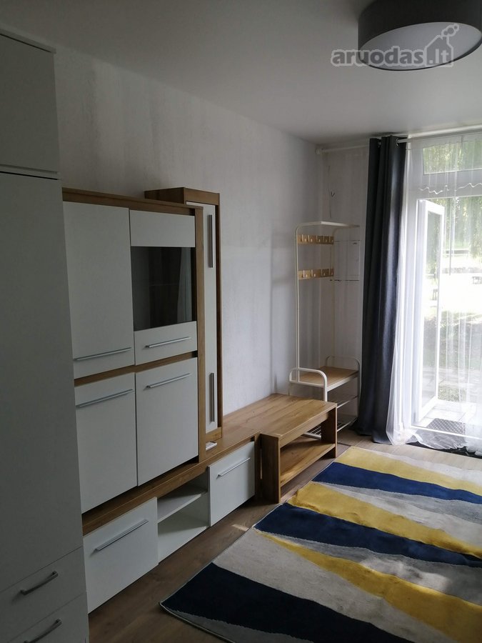 Išnuomojamas jaukus butukas 20m2 ploto,šalia - nuotraukos Nr. 2
