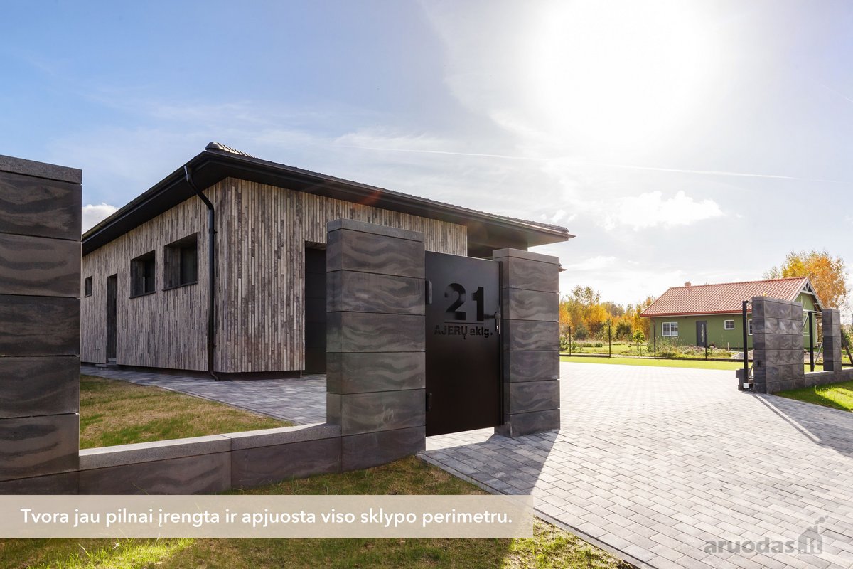 Naujos statybos A++ klasės namas su šildomu - nuotraukos Nr. 22