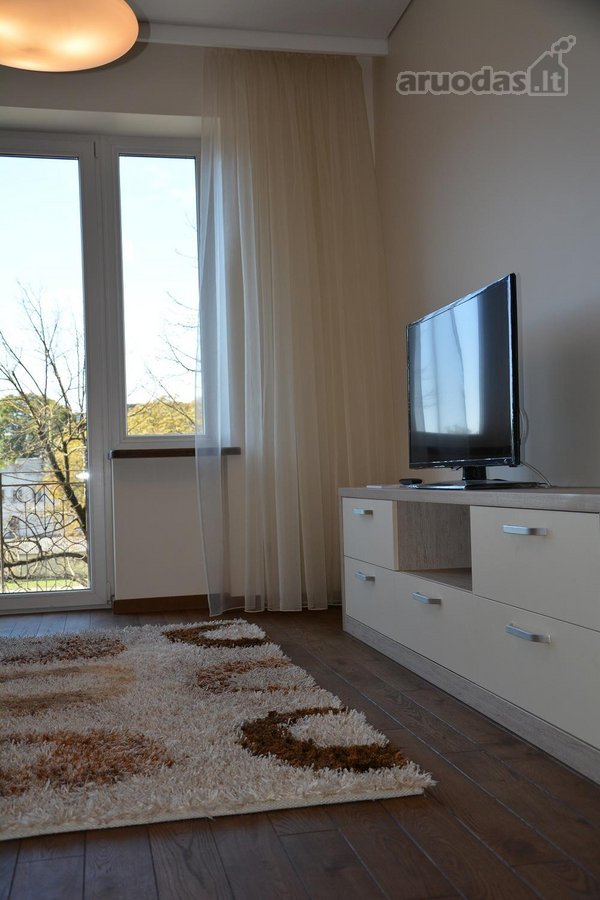 Išnuomojamas tvarkingas 3 kambarių butas - nuotraukos Nr. 9