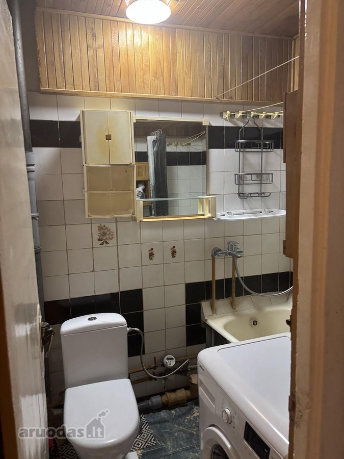 Tvarkingas 2 kambarių butas su dviem - nuotraukos Nr. 11