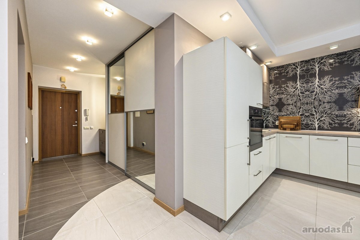 Išnuomojami Erdvūs 2 Kambarių Apartamentai - nuotraukos Nr. 17