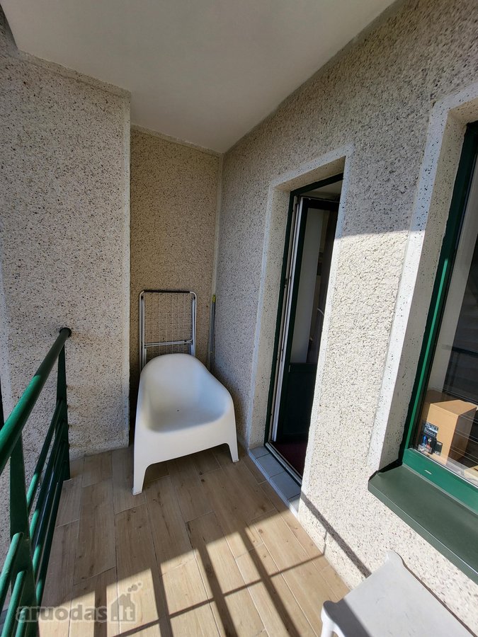 Renovuotame name išnuomoju 2 kambarių butą - nuotraukos Nr. 9