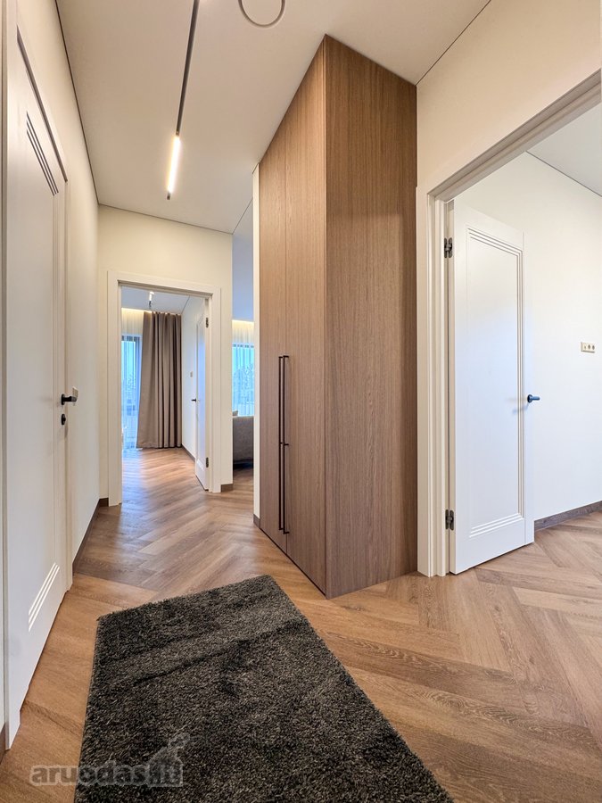 Išnuomojamas naujas, moderniai įrengtas 3 - nuotraukos Nr. 10