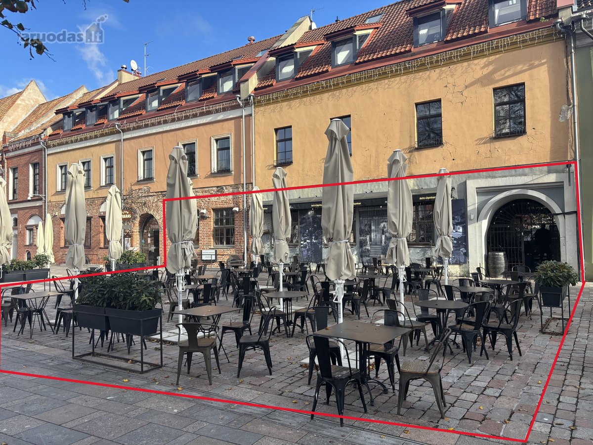 Kaune, Rotušės aikštėje išnuomojamos 242.27 - nuotraukos Nr. 2