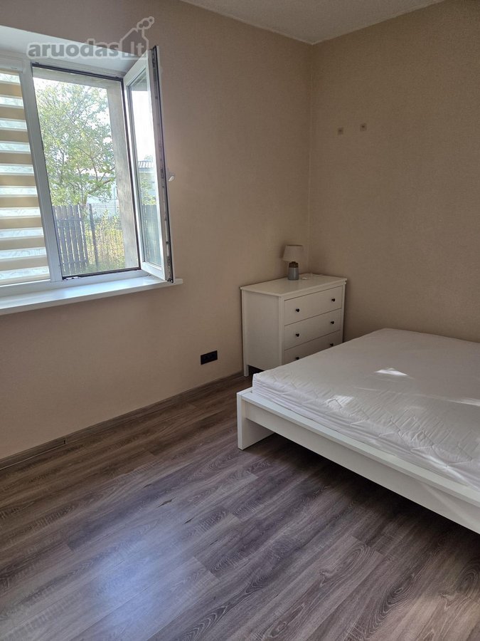 Išnuomojamas Jaukus 2 Kambarių Butas Su - nuotraukos Nr. 2
