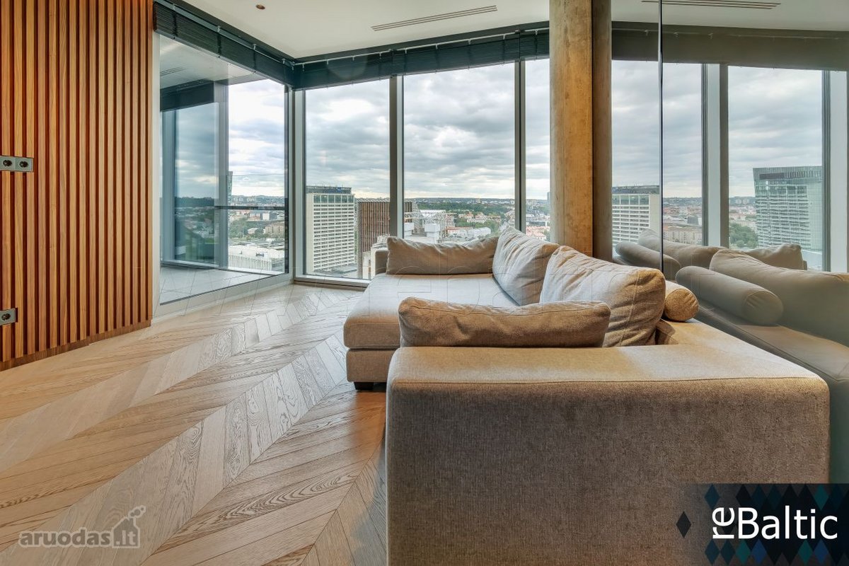 Prabangus butas Tower projekte su nuostabia - nuotraukos Nr. 2