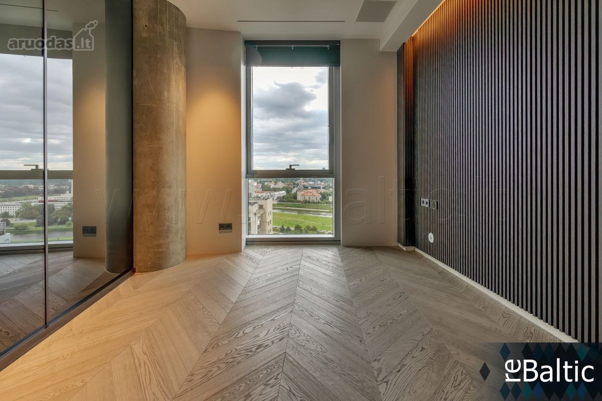 Prabangus butas Tower projekte su nuostabia - nuotraukos Nr. 8