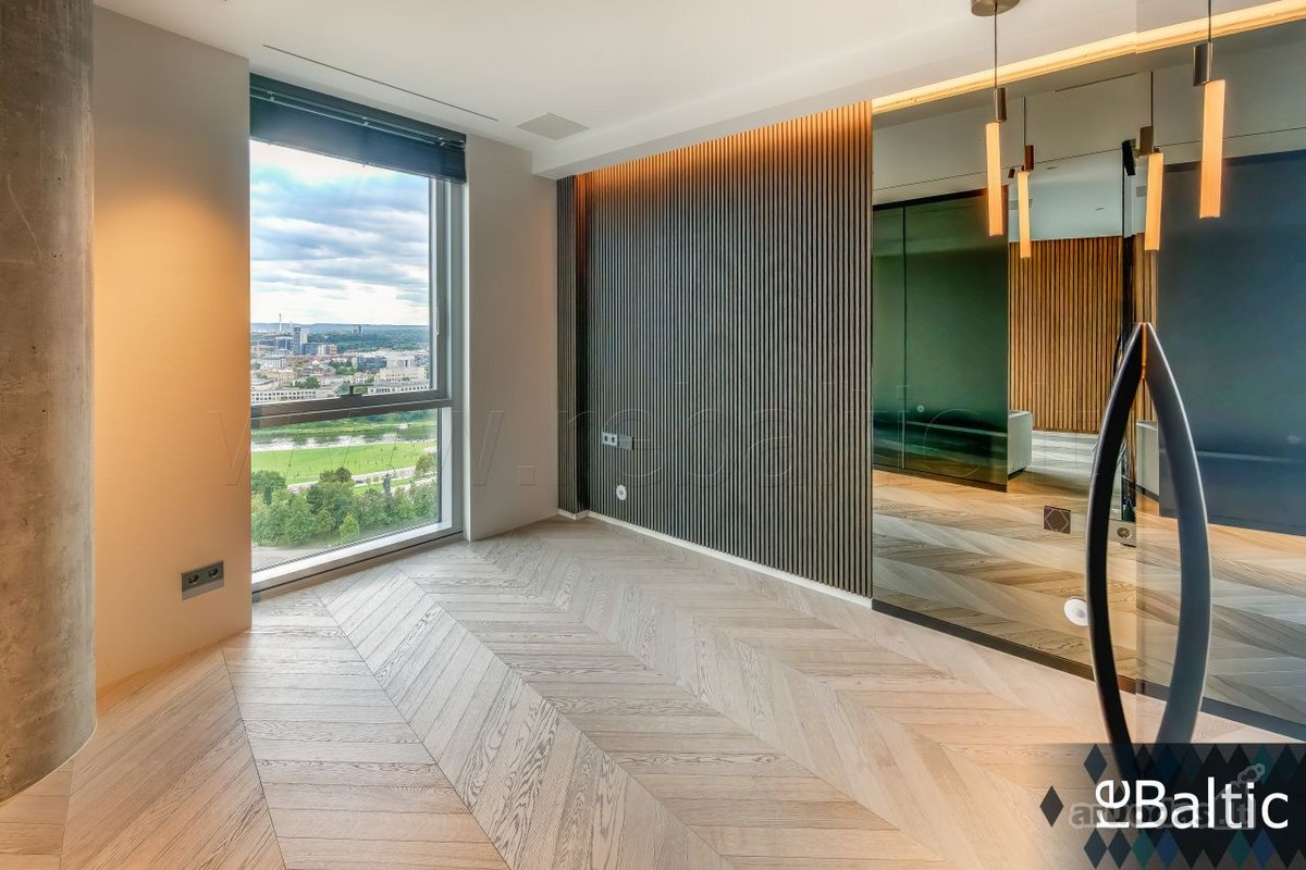 Prabangus butas Tower projekte su nuostabia - nuotraukos Nr. 9