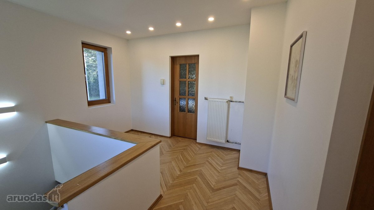 Parduodamas jaukus, šiltas ir ekonomiškas - nuotraukos Nr. 28
