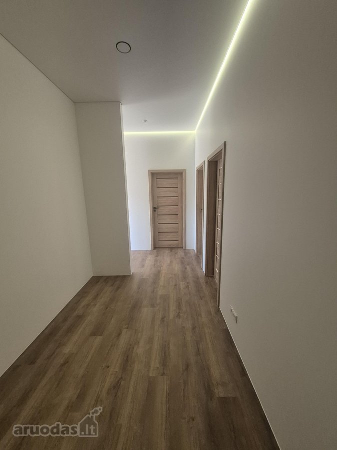 Parduodamas Pilnai Įrengtas Modernaus Dizaino - nuotraukos Nr. 10