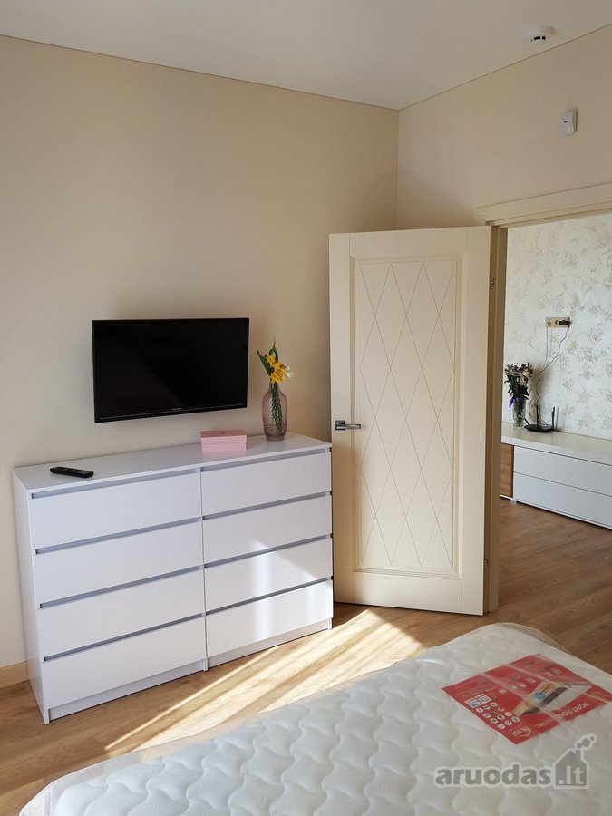 Nuo lapkričio 1 dienos išnuomojamas trijų - nuotraukos Nr. 8