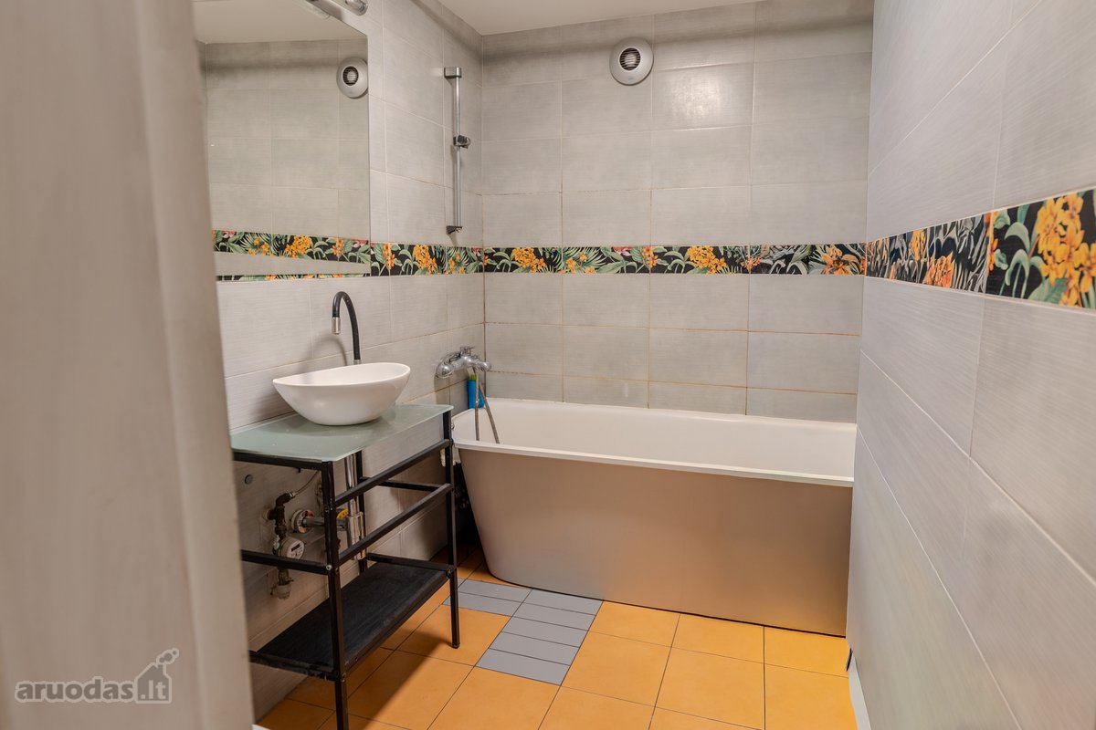 Parduodamas Erdvus Ir Elegantiškas 4 Kambarių - nuotraukos Nr. 19