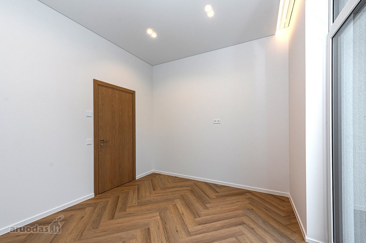 Parduodamas pilnai įrengtas, dar negyventas - nuotraukos Nr. 31