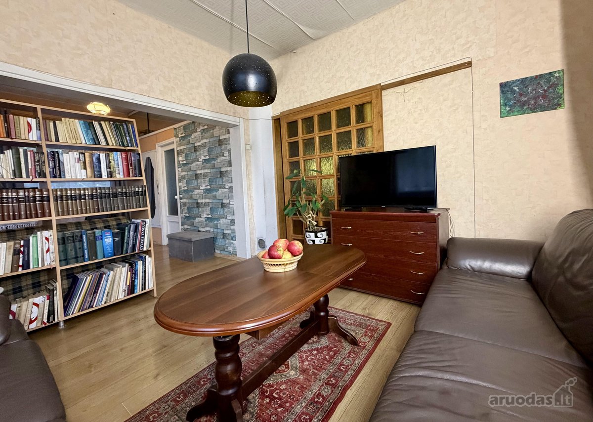 Parduodamas namas su priestatu 270 m² (viso - nuotraukos Nr. 10