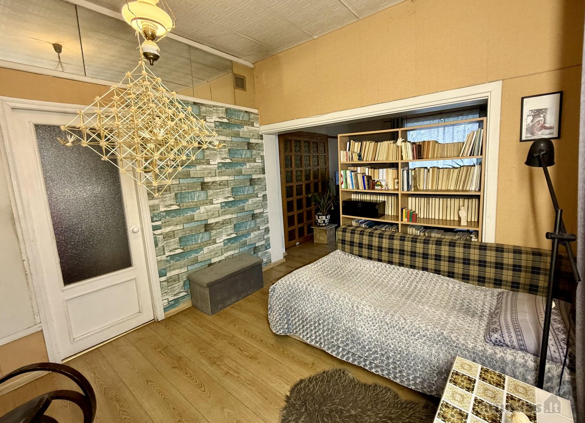 Parduodamas namas su priestatu 270 m² (viso - nuotraukos Nr. 13