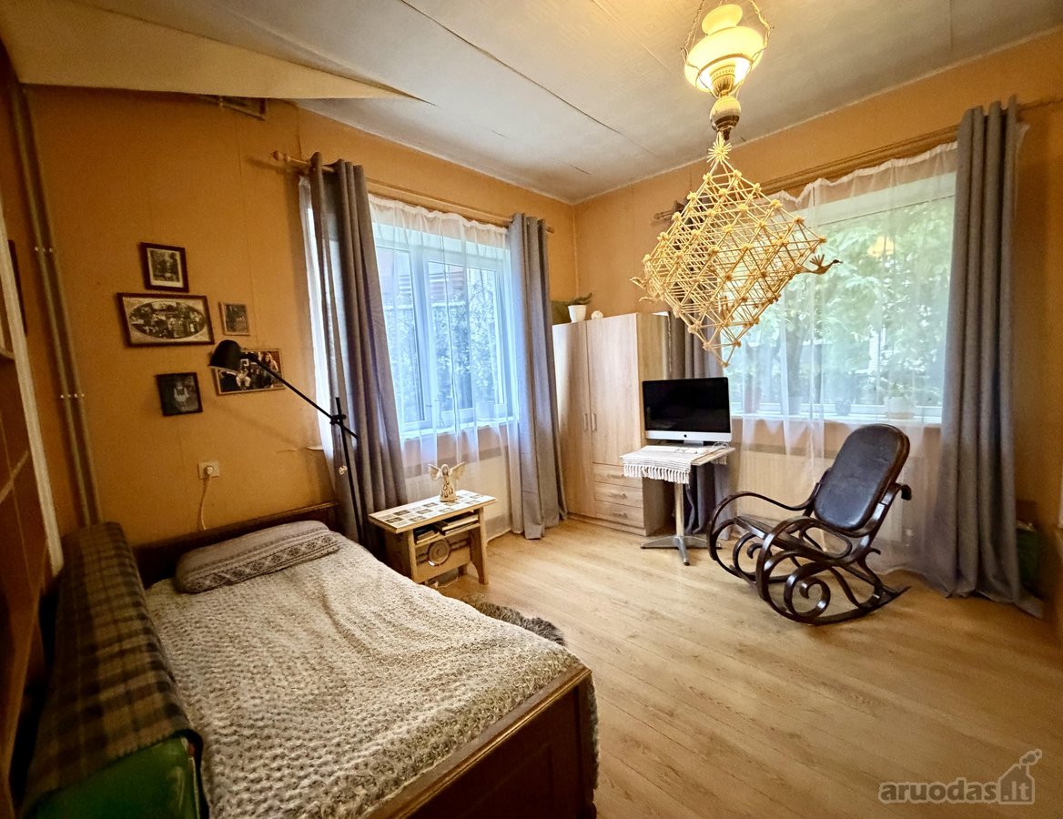 Parduodamas namas su priestatu 270 m² (viso - nuotraukos Nr. 14