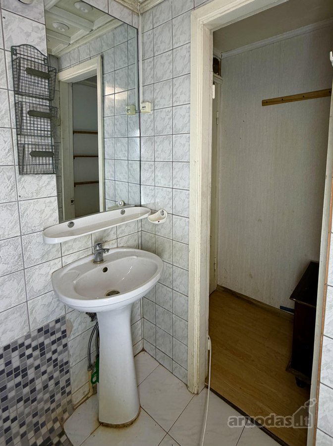 Parduodamas namas su priestatu 270 m² (viso - nuotraukos Nr. 23