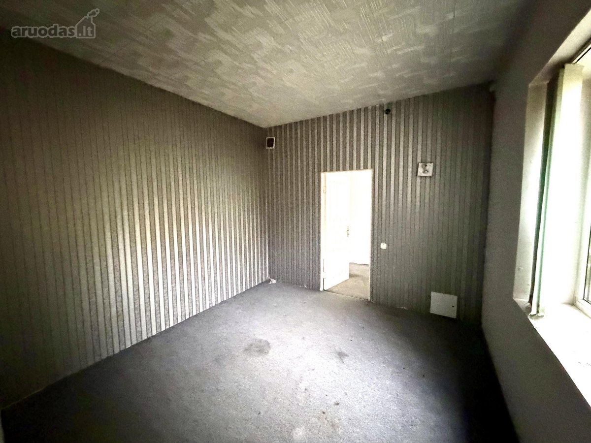 Parduodamas namas su priestatu 270 m² (viso - nuotraukos Nr. 37