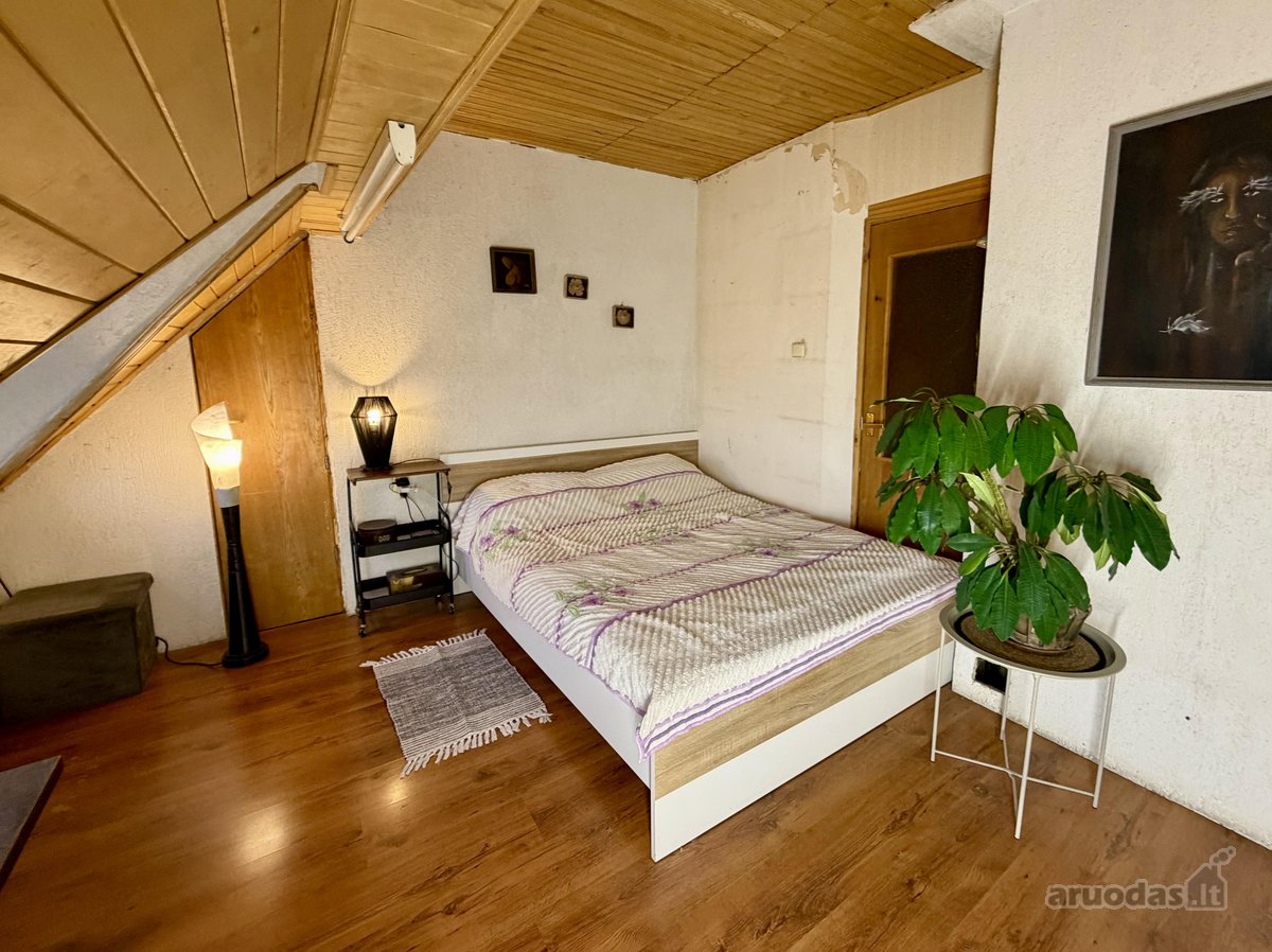 Parduodamas namas su priestatu 270 m² (viso - nuotraukos Nr. 30