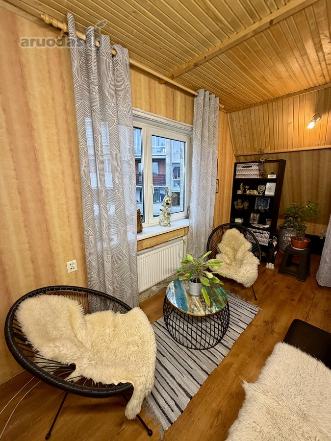 Parduodamas namas su priestatu 270 m² (viso - nuotraukos Nr. 28