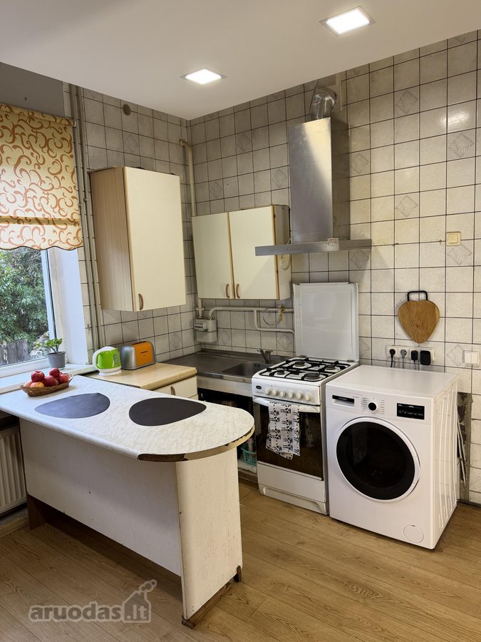 Parduodamas namas su priestatu 270 m² (viso - nuotraukos Nr. 18