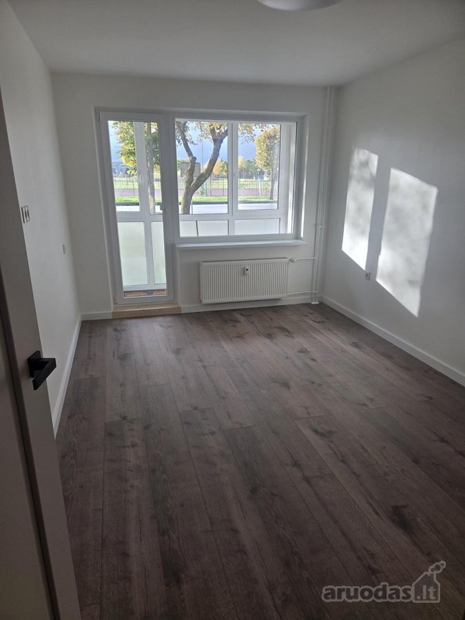 Parduodamas pilnai renovuotas, erdvus 4 - nuotraukos Nr. 5