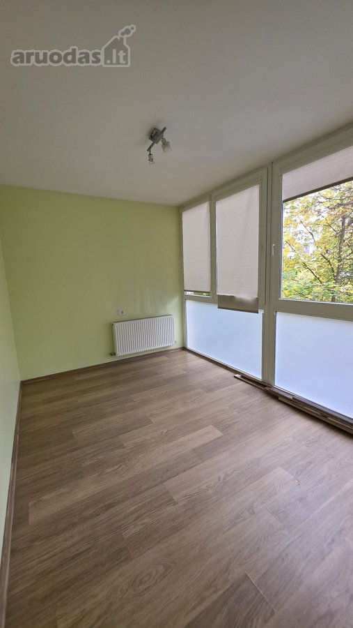 Parduodamas labai erdvus ir tvarkingas butas - nuotraukos Nr. 9