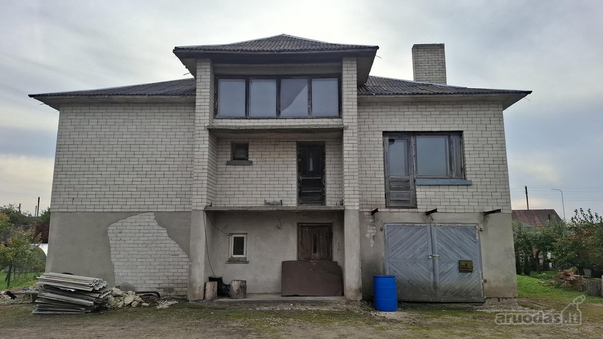 Parduodamas erdvus 243 m² namas Radviliškyje, - nuotraukos Nr. 2