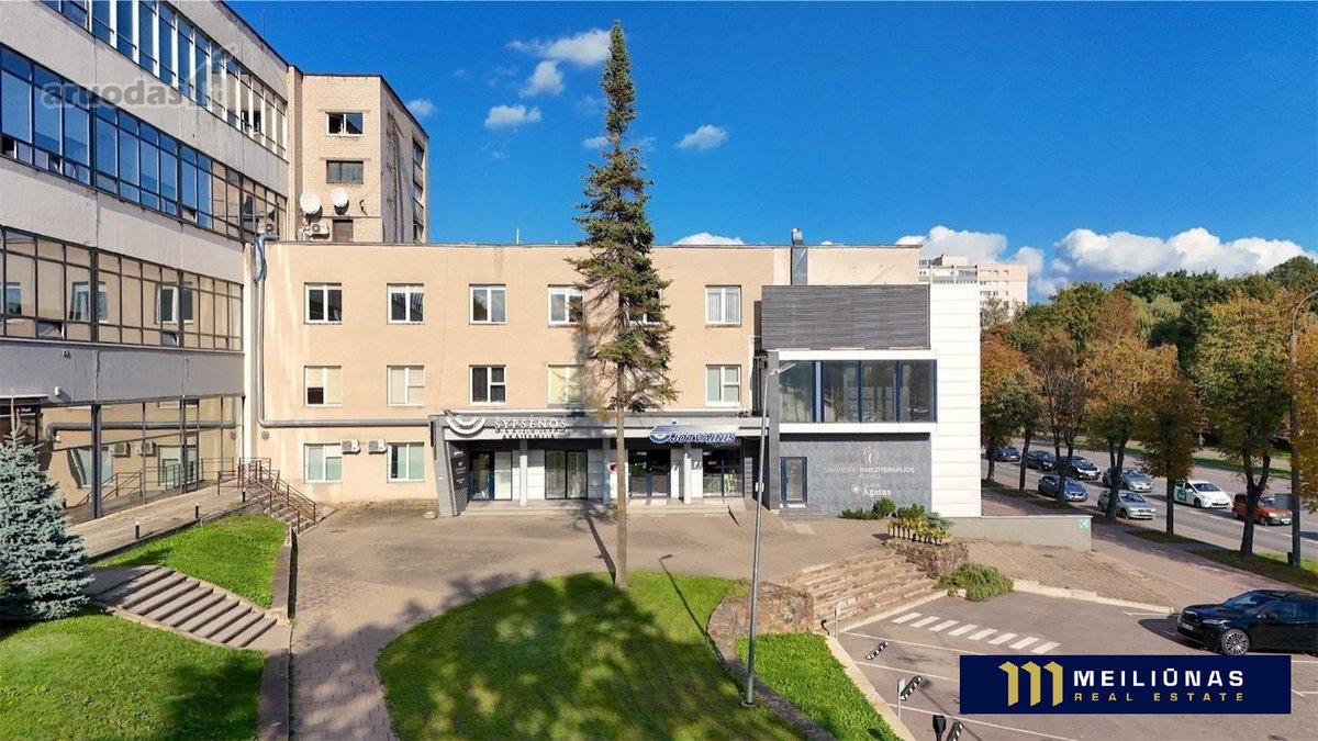 868 kv. m komercinės patalpos su aikštele - nuotraukos Nr. 2